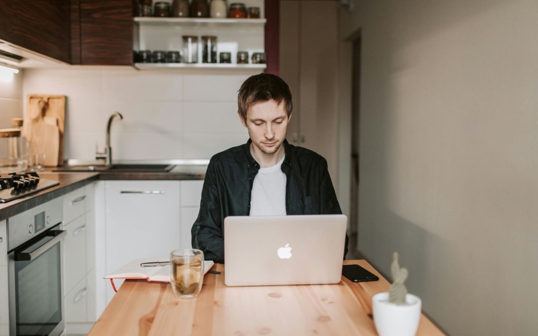 Derechos de los empleados que teletrabajan